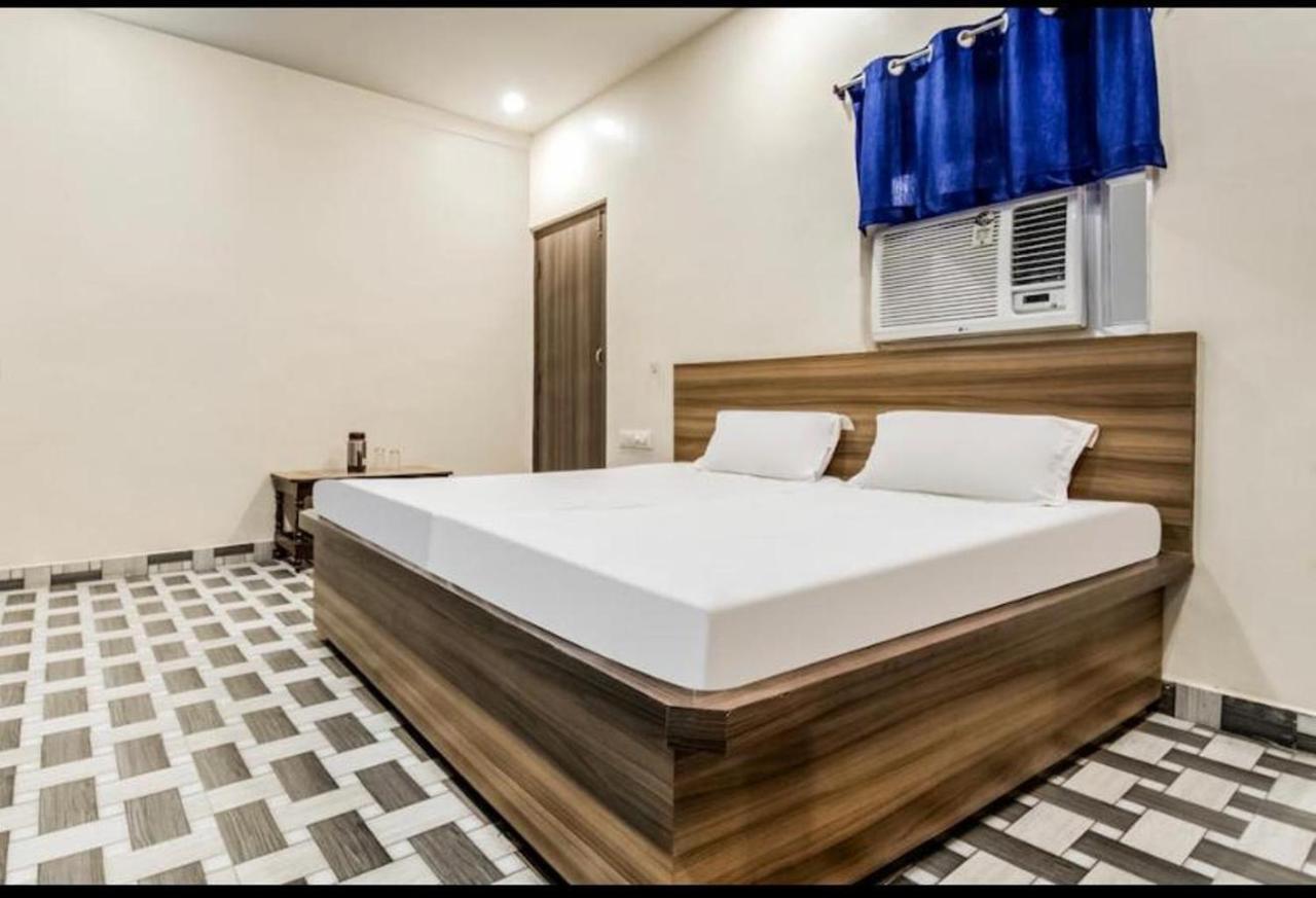 Hotel Vivek パトナー エクステリア 写真