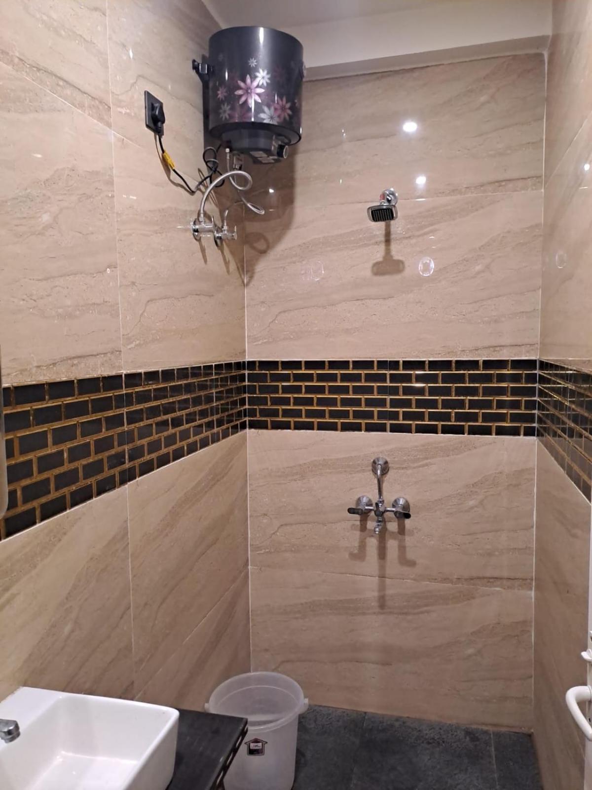 Hotel Vivek パトナー エクステリア 写真