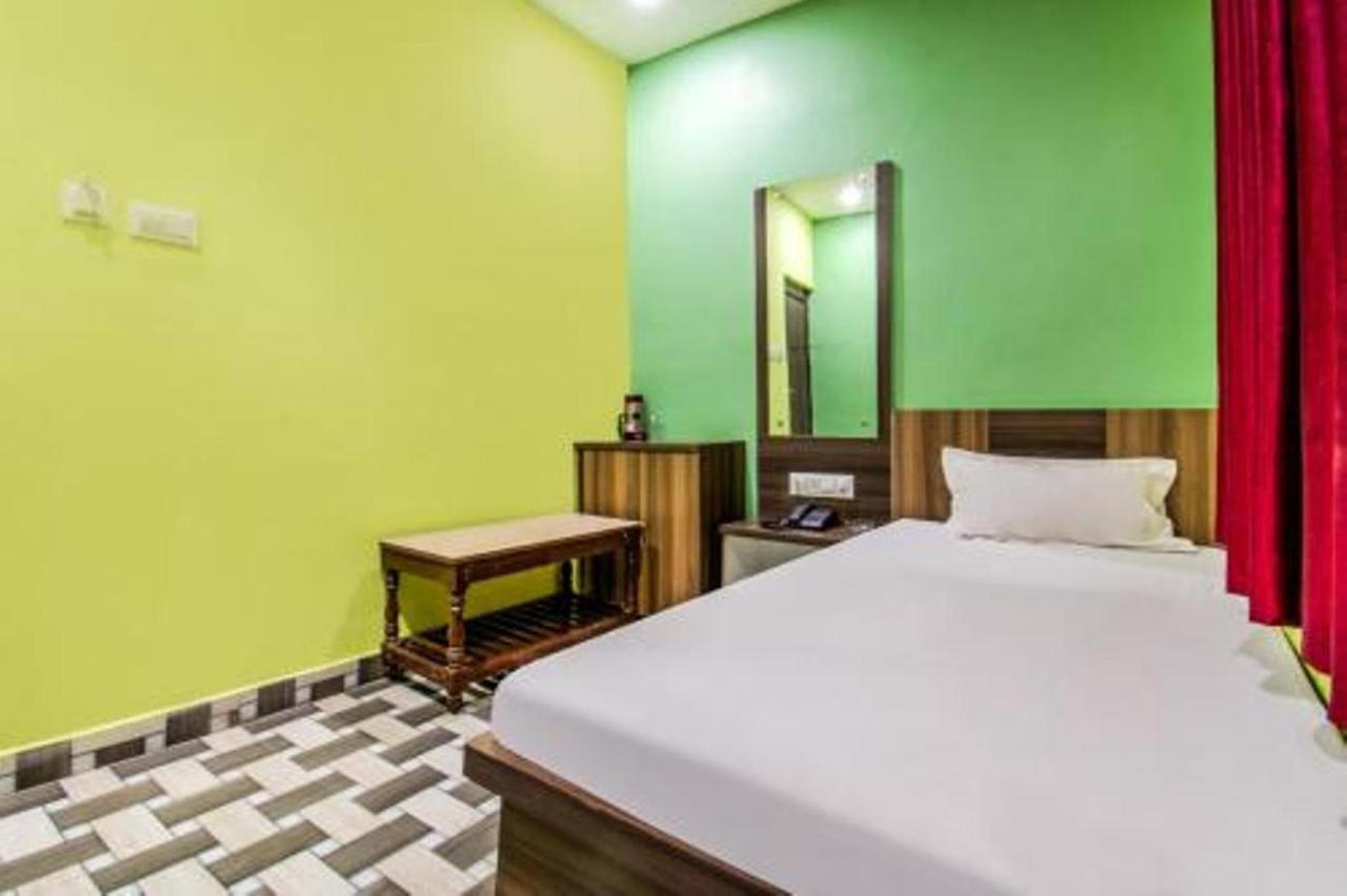 Hotel Vivek パトナー エクステリア 写真